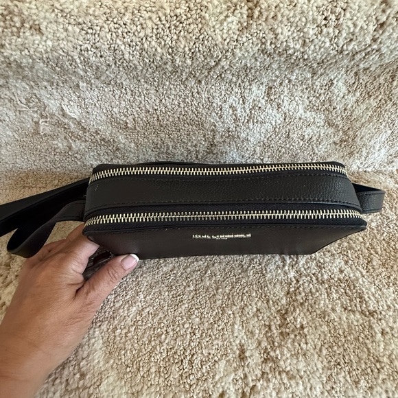 Karl Lagerfeld Black Crossbody Bag - Picture 7 of 7